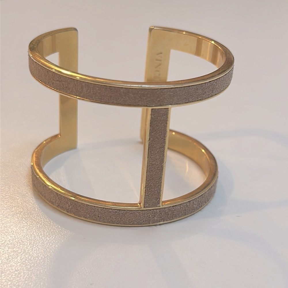 🆕 VINCE CAMUTO Cuff Bracelet - Picture 2 of 8